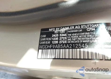 2010 Mercedes-Benz E 550 4Matic из США, поврежденный, VIN WDDHF9AB5AA212545